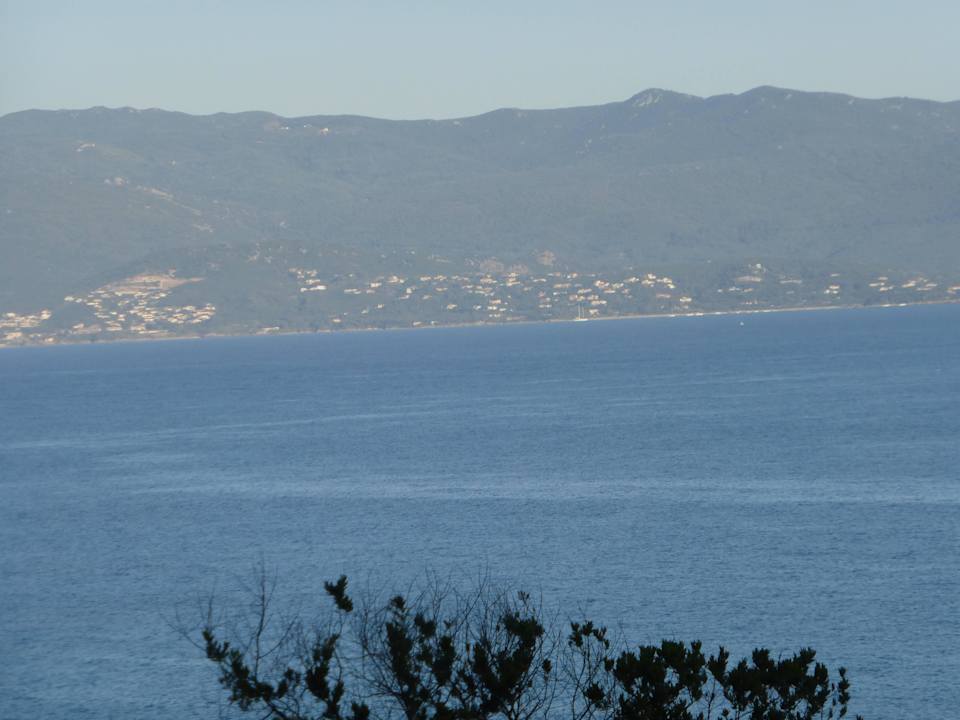 Ausblick vom Balkon auf das Meer Hotel La Pinede