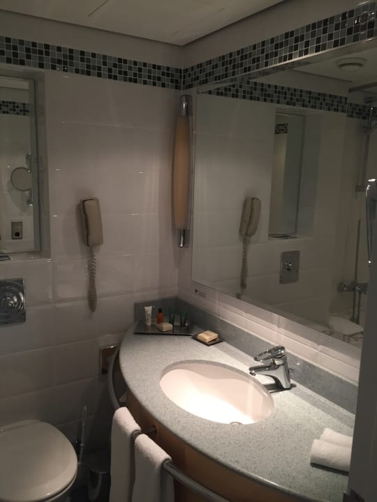 Zimmer Hilton Düsseldorf