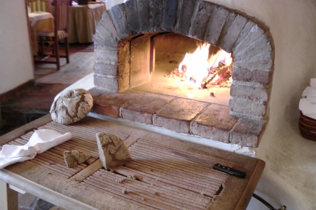 Selbstgebackenes Brot mit Kümmel (sehr lecker) Hotel & Restaurant Wastlwirt