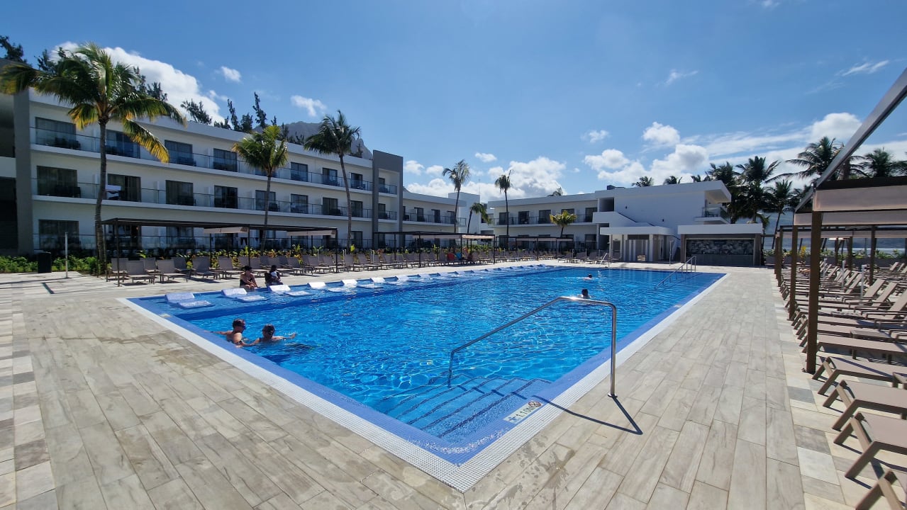 Pool Hotel Riu Turquoise