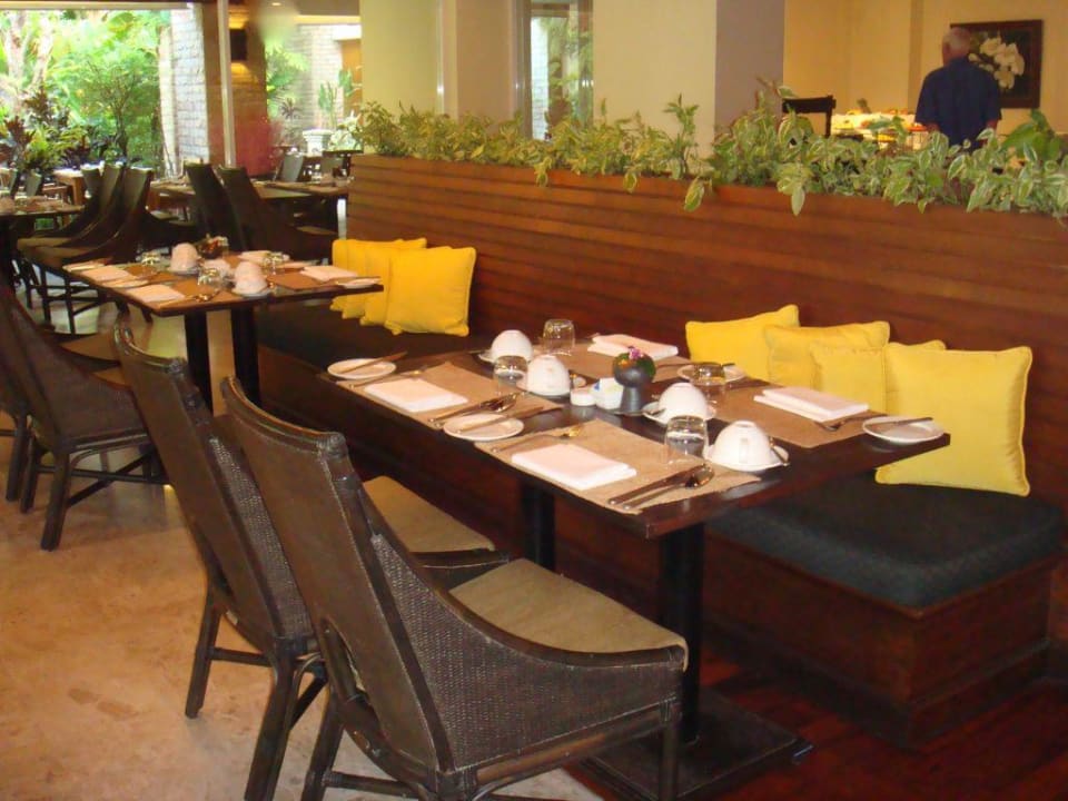 Cafe Lilawadee ROBINSON KHAO LAK