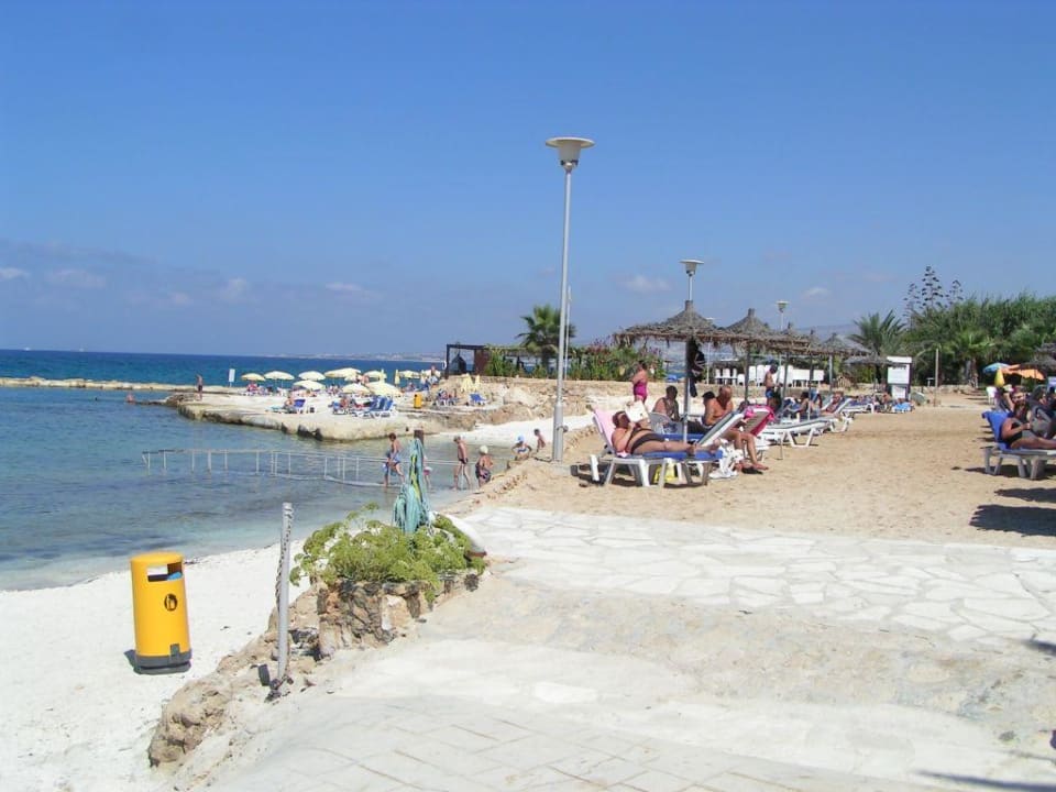 Strand St. George Beach Hotel & Spa Resort