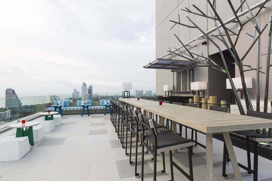 Executive Club Lounge Hotel Holiday Inn Pattaya