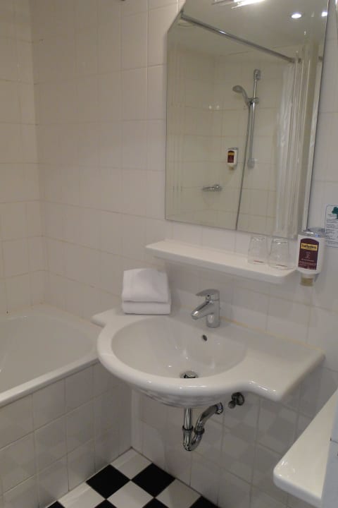 Waschbecken im Bad Pentahotel Bremen