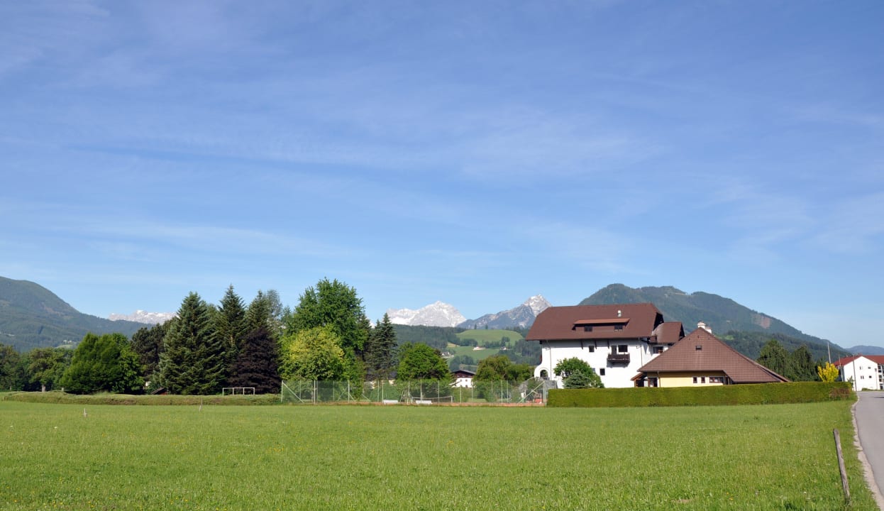 Haus mit Parkanlage Aparthotel Fürst