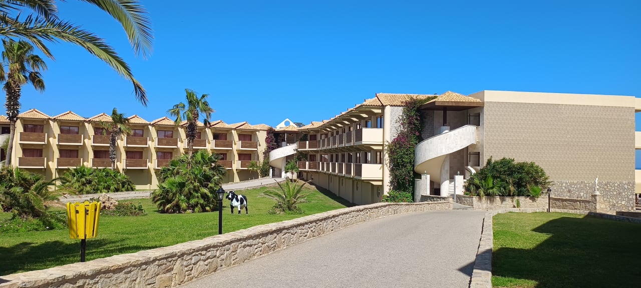 Gartenanlage Hotel Kalithea Horizon Royal