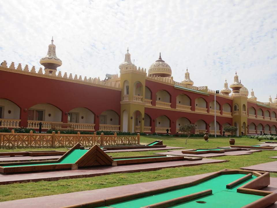 Мини-гольф Pickalbatros Alf Leila Wa Leila Resort - Neverland Hurghada