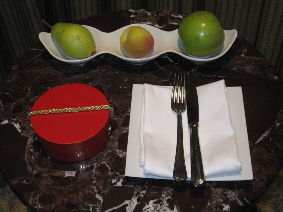 Leckeres im Zimmer Hotel Swissôtel The Bosphorus