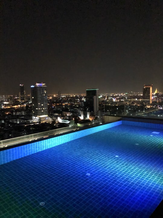 Pool Amara Bangkok