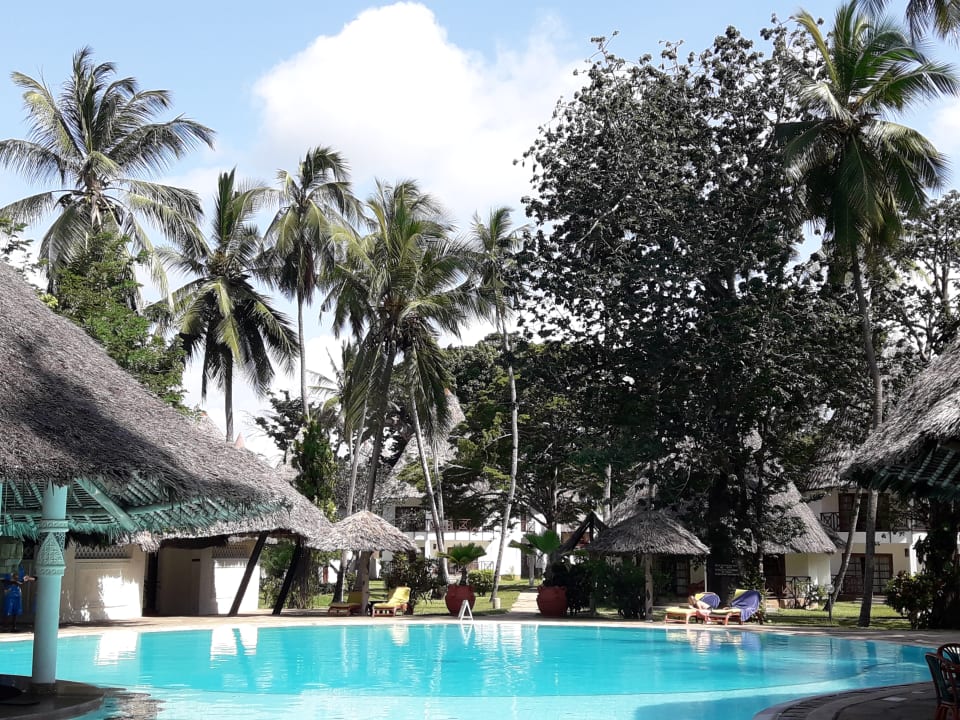 Pool Neptune Village Beach Resort & Spa