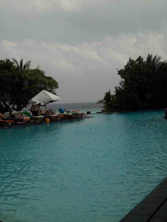 Schöner Pool Adaaran Select Meedhupparu Island Resort - Premium All Inclusive