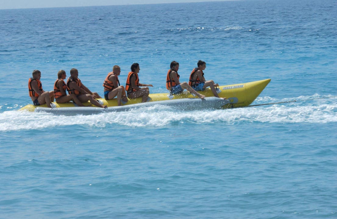 Watersports banana Larina Resort Spa & Hotel