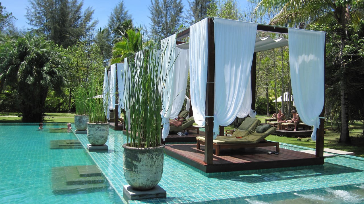 Pool Bereich The Sarojin