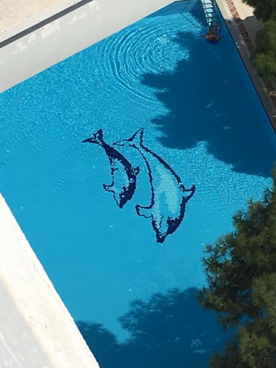 Pool Titanic Deluxe Lara