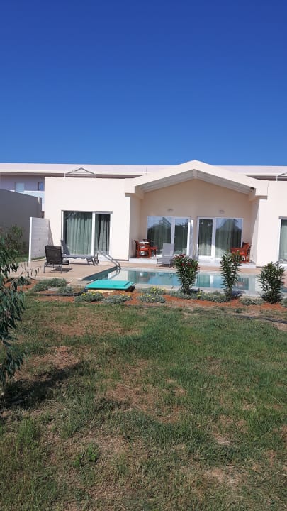 Zimmer Sandy Beach Resort