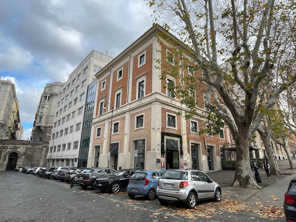 Außenansicht DoubleTree By Hilton Rome Monti