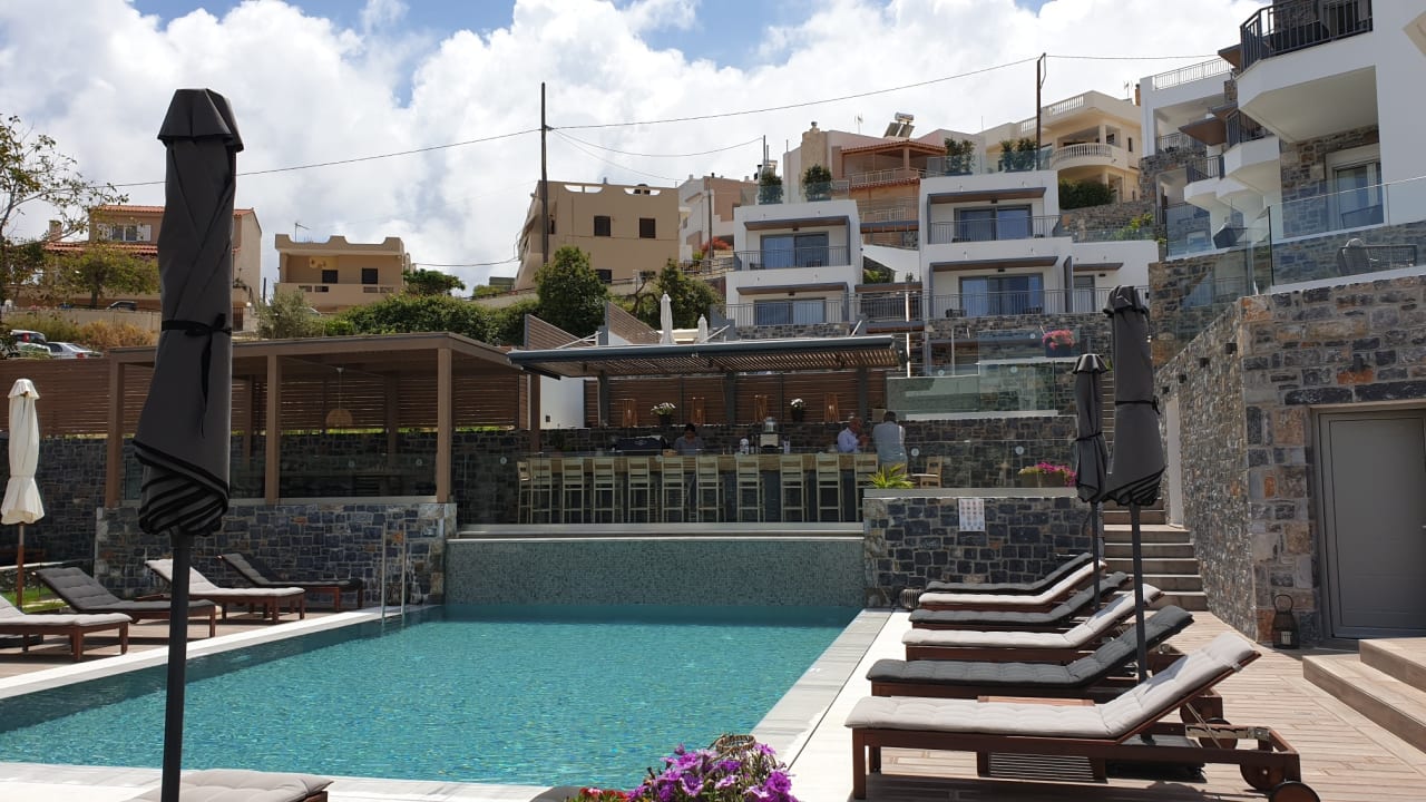 Pool Seascape Luxury Residences