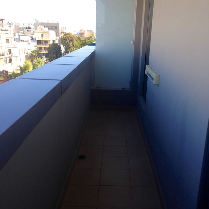 Blick vom Zimmer auf Strasse Galaxy Hotel Iraklion