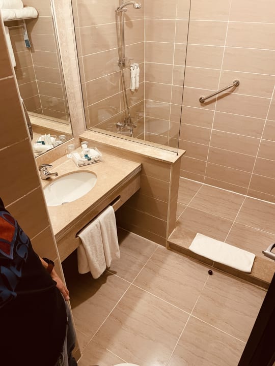 Zimmer Jaz Makadina