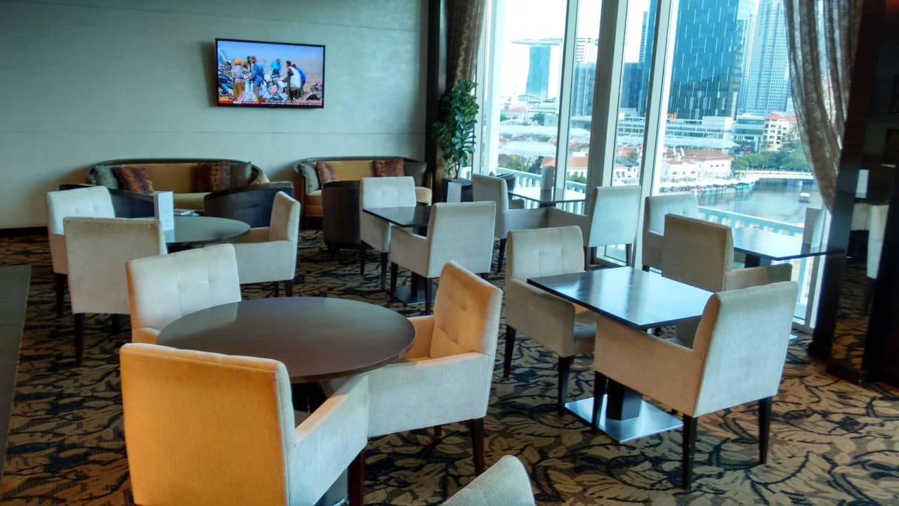 Crystal Club The Robertson House by the Crest Collection