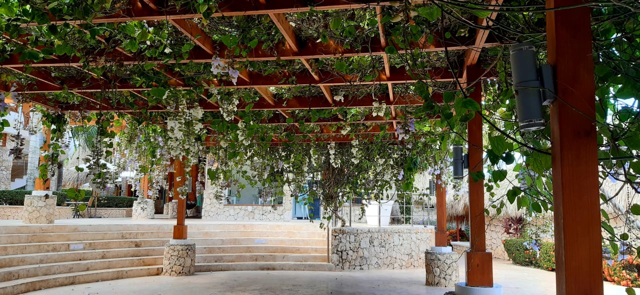 Gartenanlage Hotel Viva Dominicus Beach by Wyndham - All Inclusive Resort