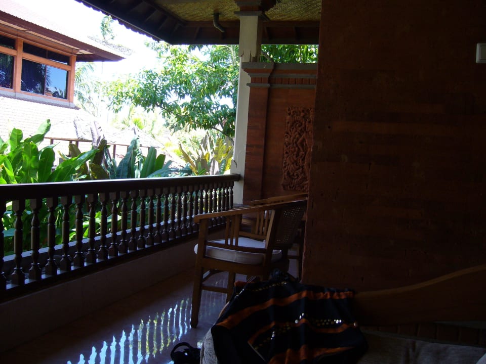 Balkon von Zimmer 213 Puri Santrian