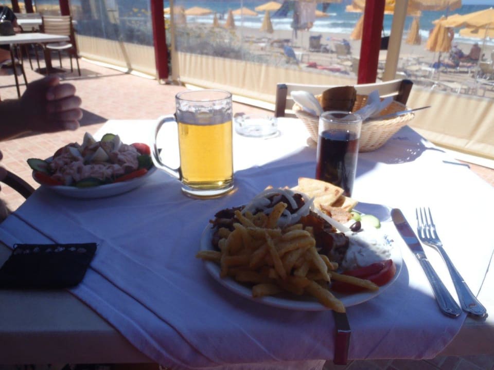 Dieser Gyros für 5,-€ war lecker! Vantaris Luxury Beach Resort