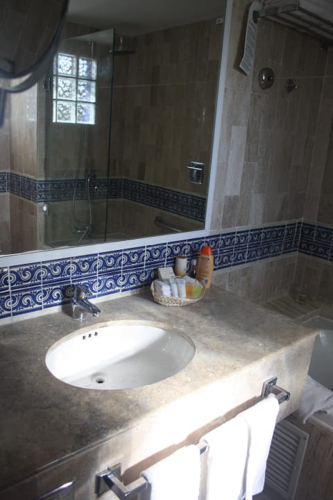 Badezimmer im Club Diamond Bahia Principe Grand Tulum