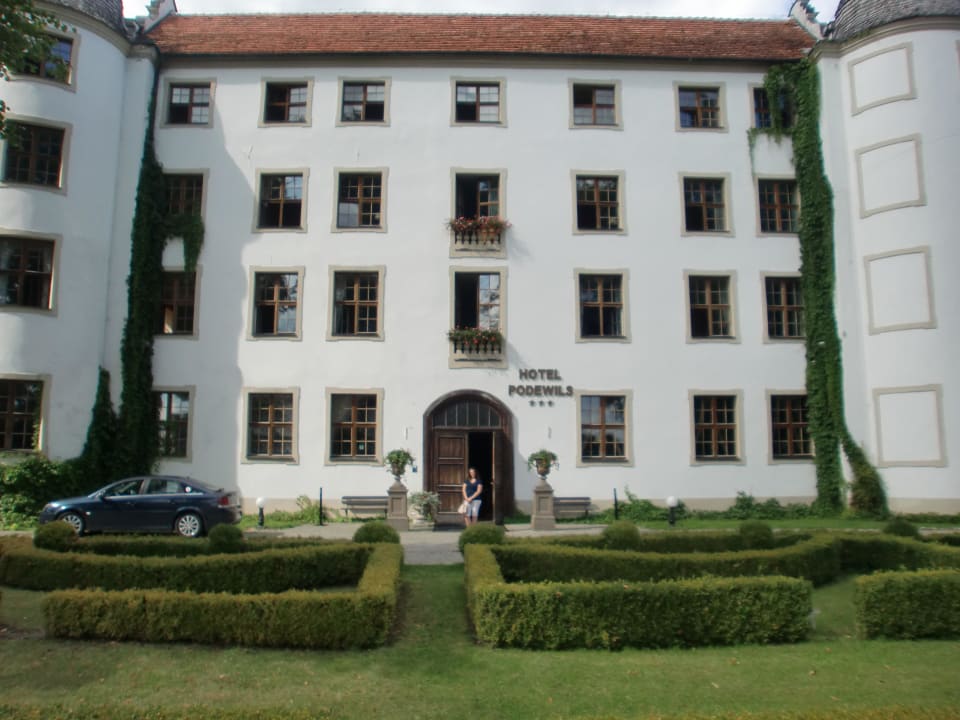 Eingang Podewils Schlosshotel