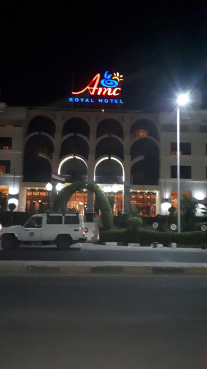 Außenansicht AMC Royal Hotel & SPA