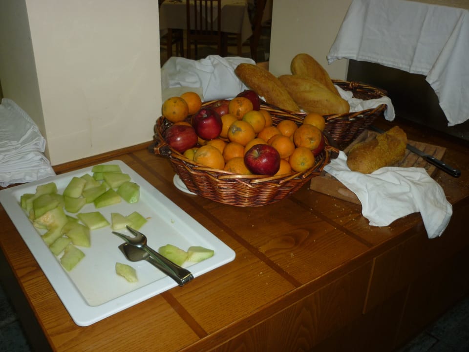 Buffet Hotel Eva Bay