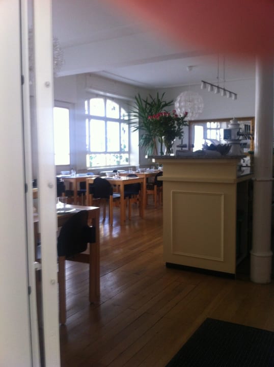 Blick in den Frühstücksbereich Pensionsieben Das andere Hotel