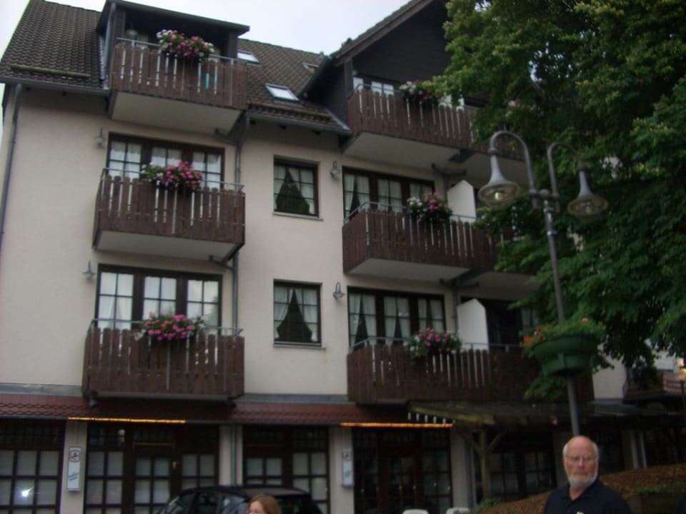 Hier geht es rein. Walpurgishof