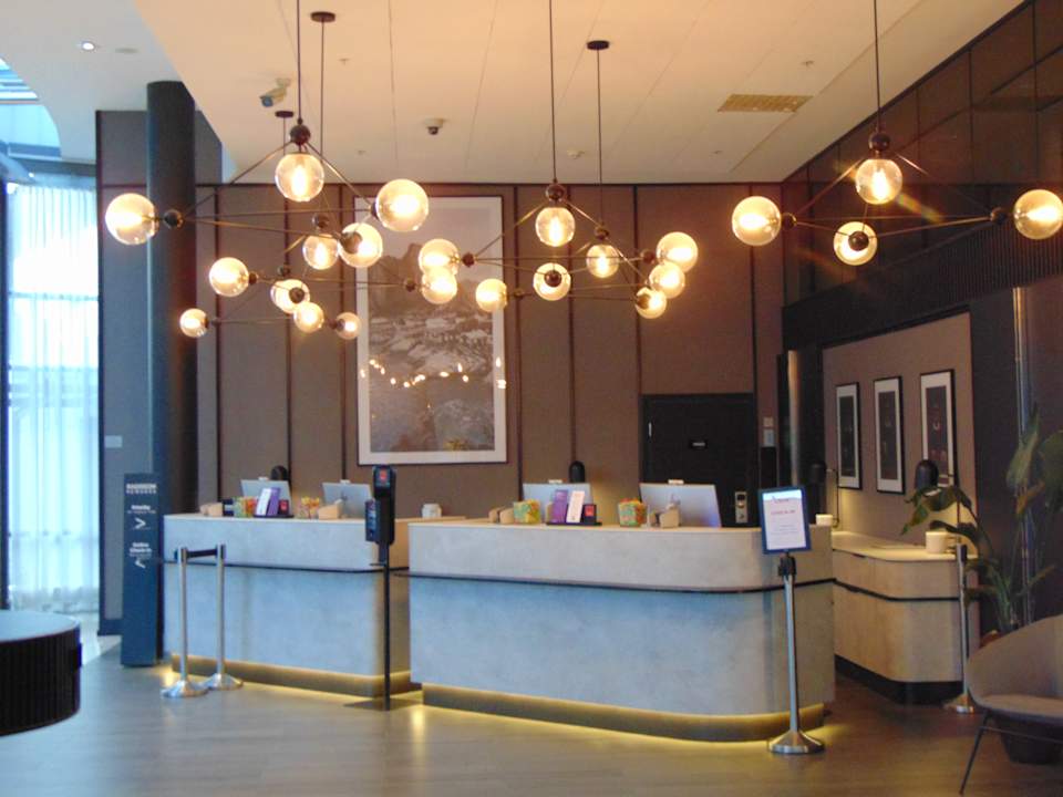 Lobby Radisson RED, Oslo Airport