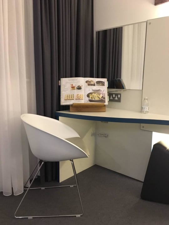 ... Diamonds ibis Styles Liverpool Dale Street