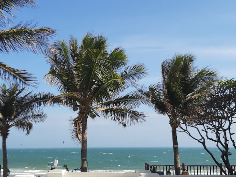 Strand Allezboo Beach Resort & Spa