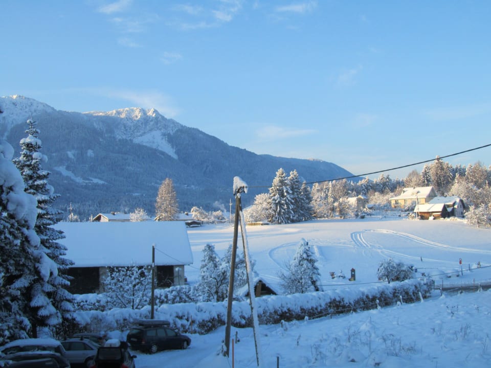 Blick auf den Übungshügel  Naturel Hoteldorf Schönleitn