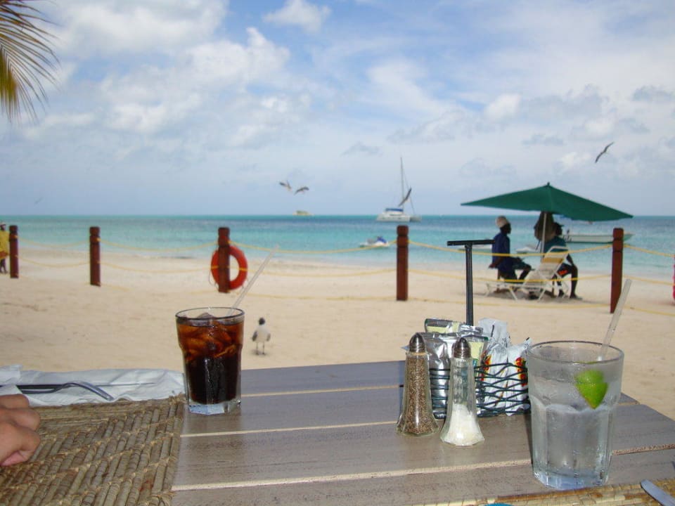 Bar und Restaurant Sandals Grande Antigua