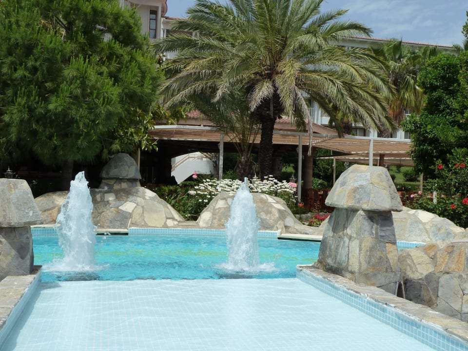 Mit Restaurant Hotel Defne Garden