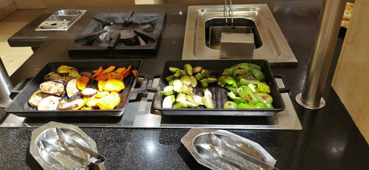 Gastro SUNRISE Crystal Bay Resort