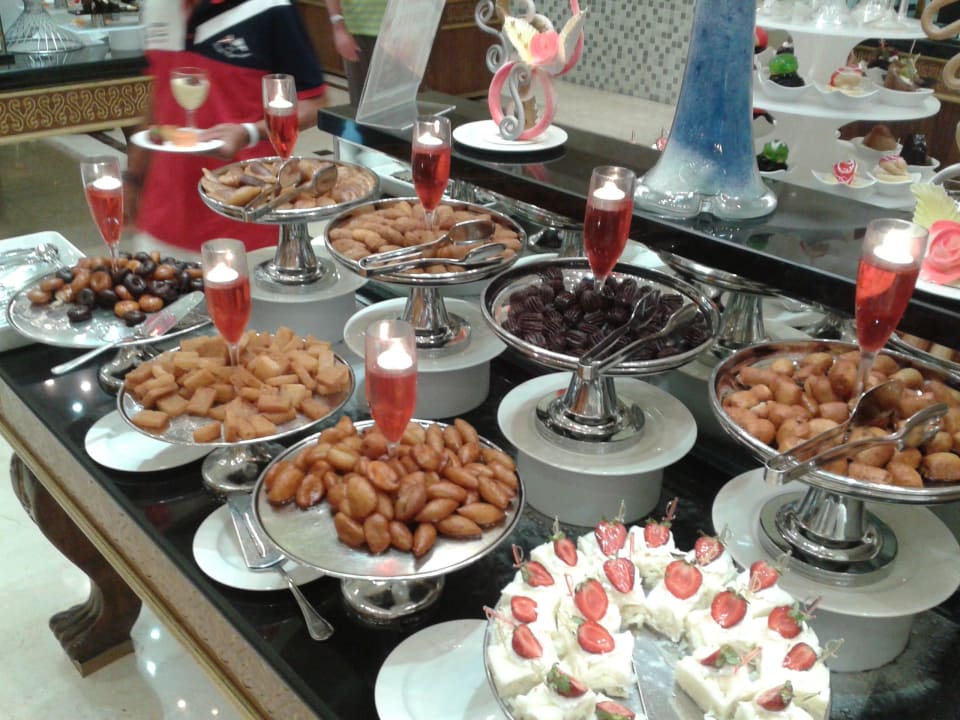 Dessert Diamond Excellence Resort & Spa