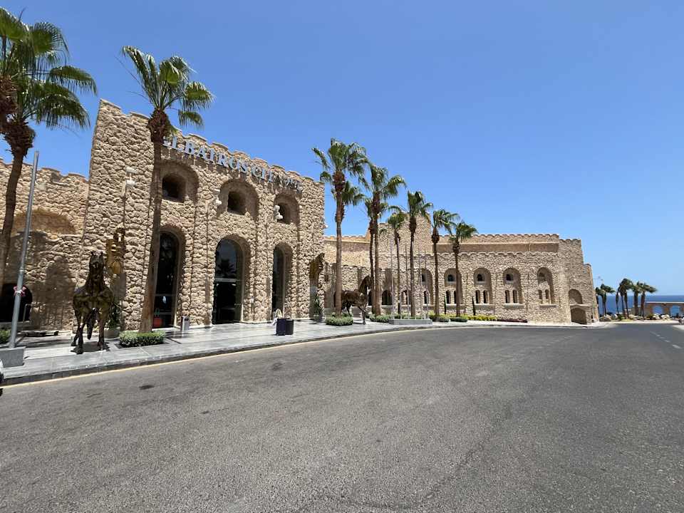 Außenansicht Pickalbatros Citadel Resort