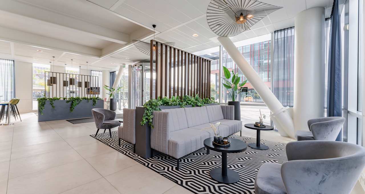 Lobby PLAZA Premium Almere