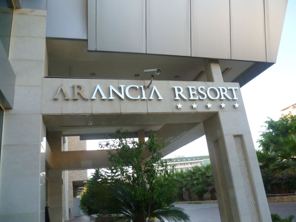 Äusserer Eingangsbereich MC Arancia Resort