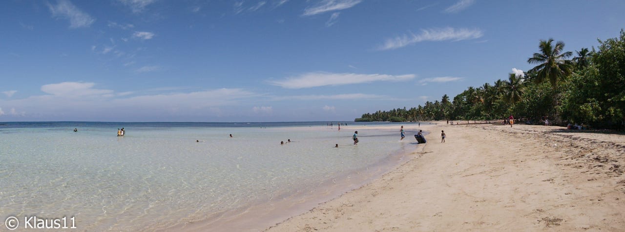 Beach rechts 200 Meter Bahia Principe Grand El Portillo