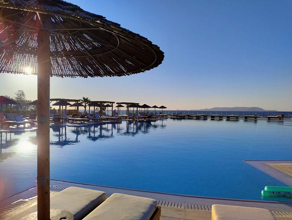 Pool Mitsis Selection Rinela