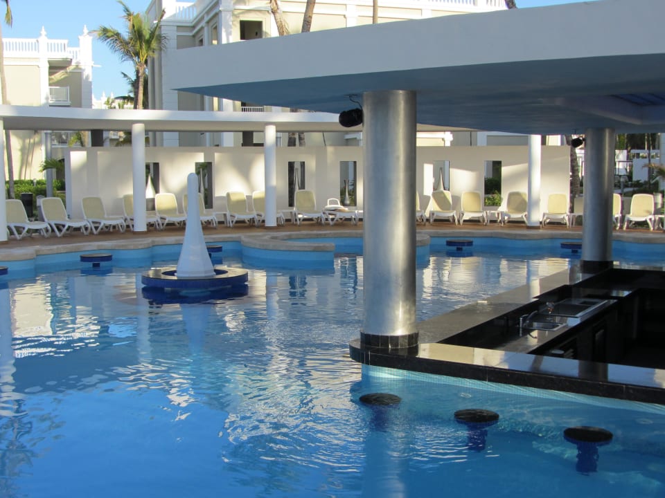 Poolbar Hotel Riu Palace Bavaro