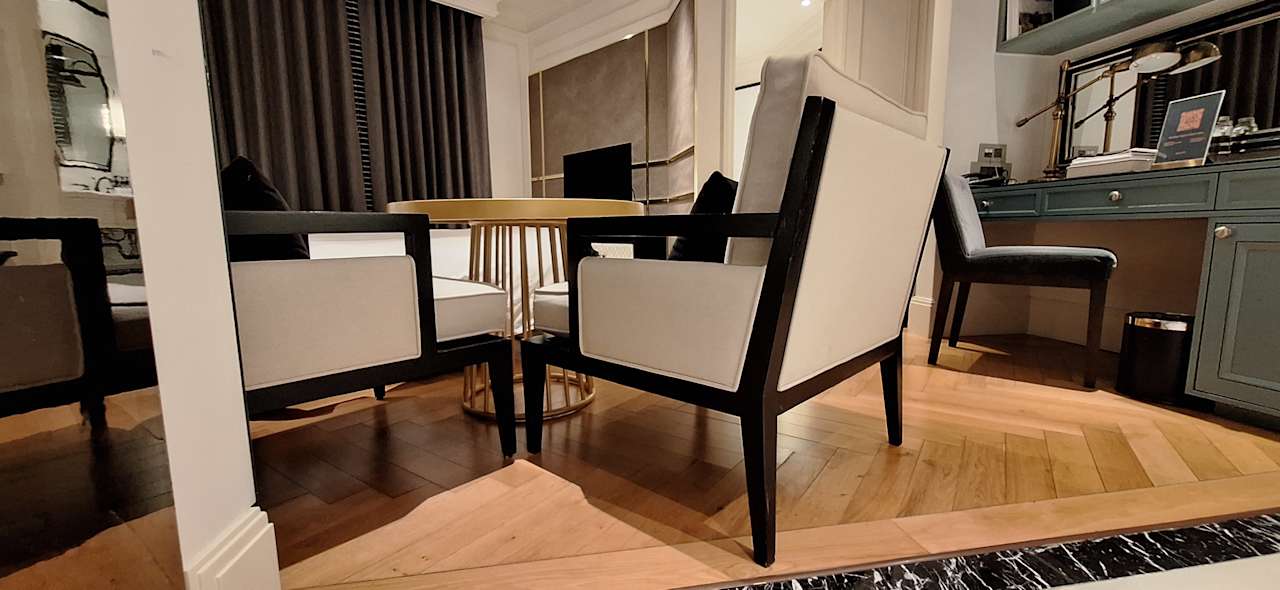 Zimmer Bach Suites Saigon, a Member of Design Hotels