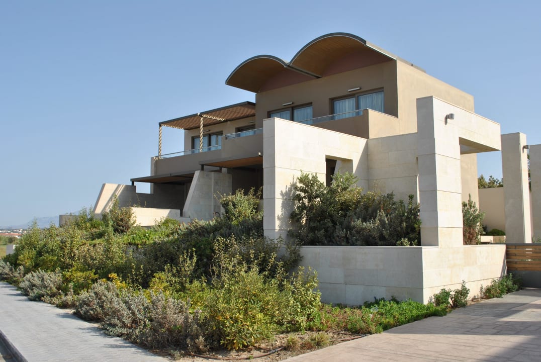 Blick von Strandzuwegung Avra Imperial Hotel