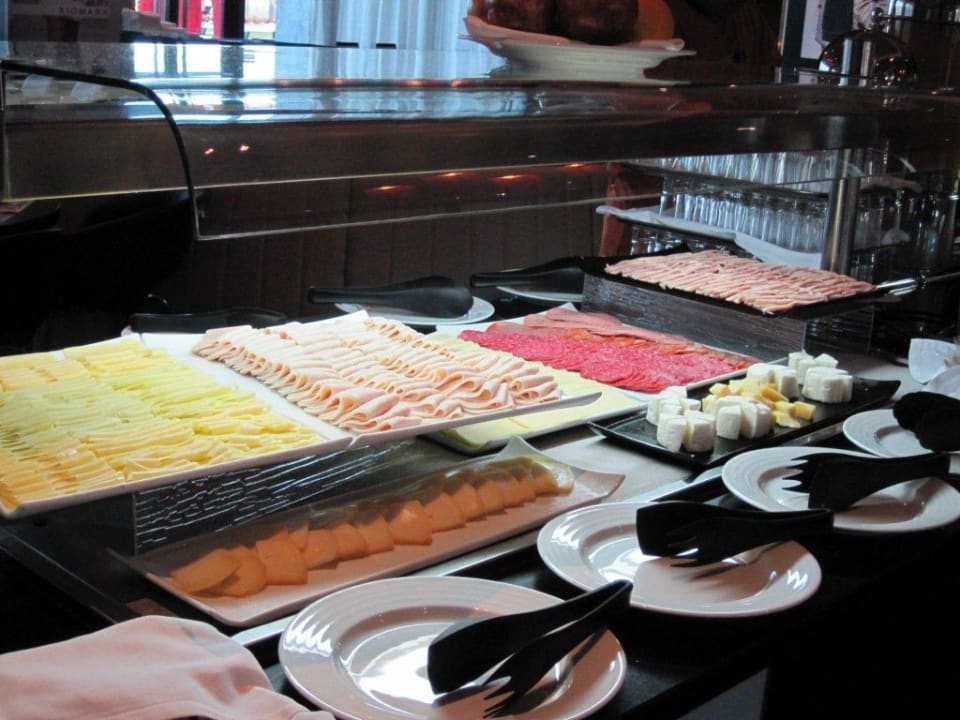 Wurst und Käse am Büffet Hotel Vila Galé Lagos